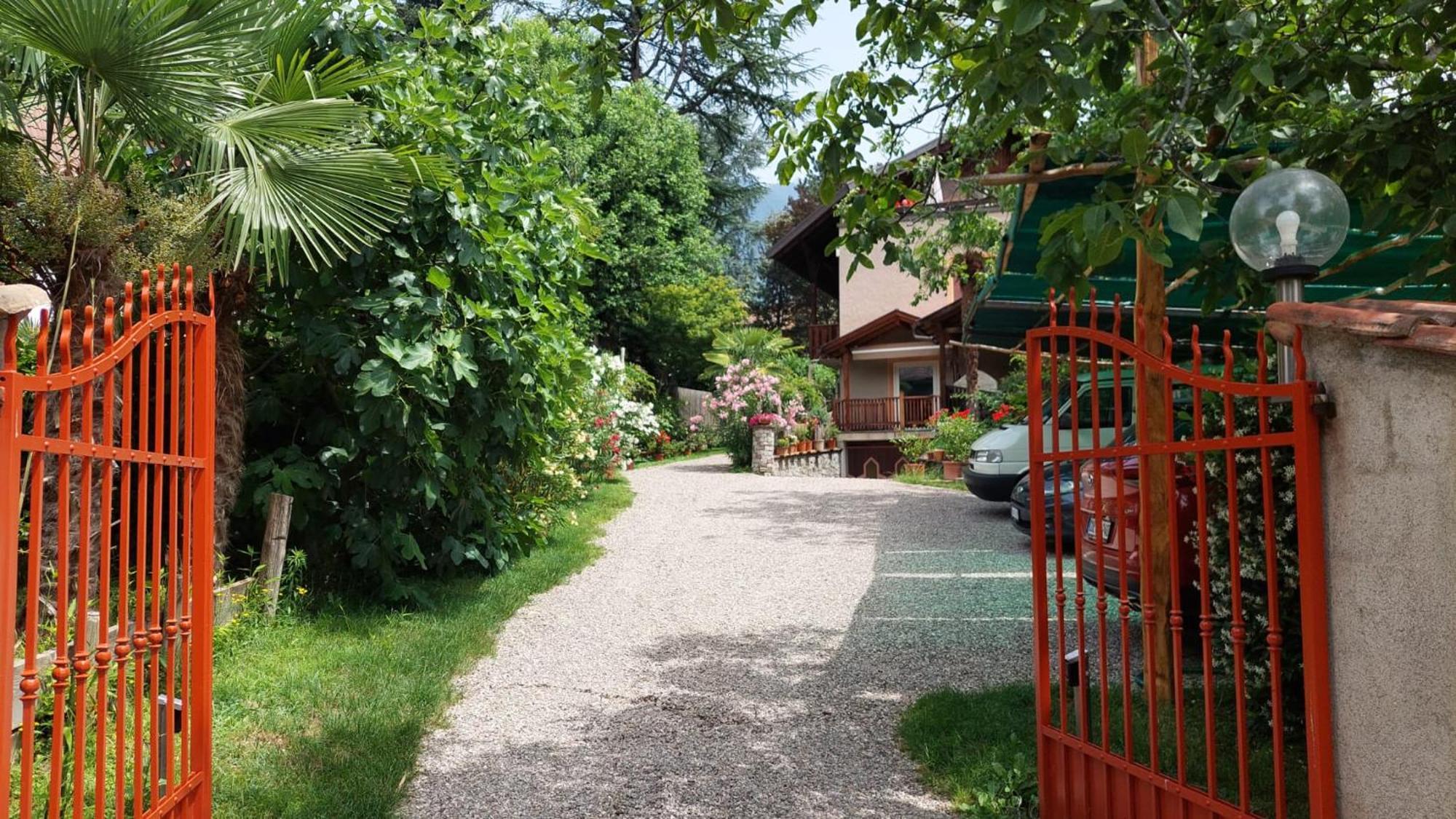 Nora S Home 2 - Panoramic Terrace & Bio Garden 梅拉诺 外观 照片